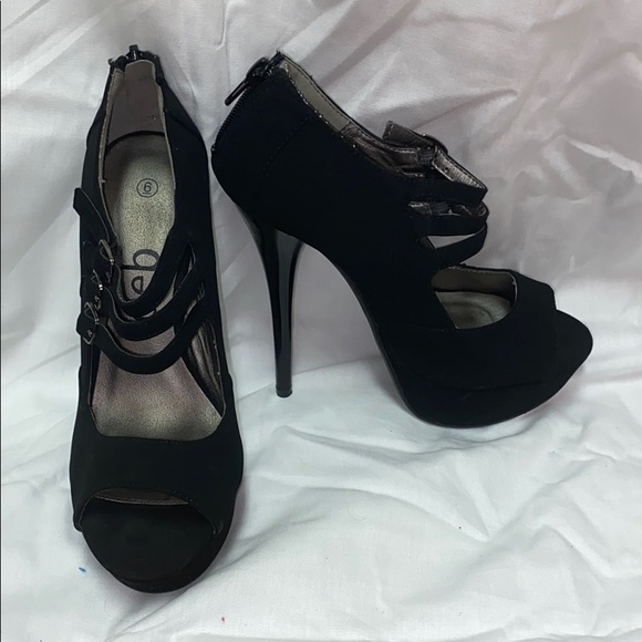 Deb High Heels - Picture 1 of 7